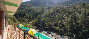 Tirthan River Echoes