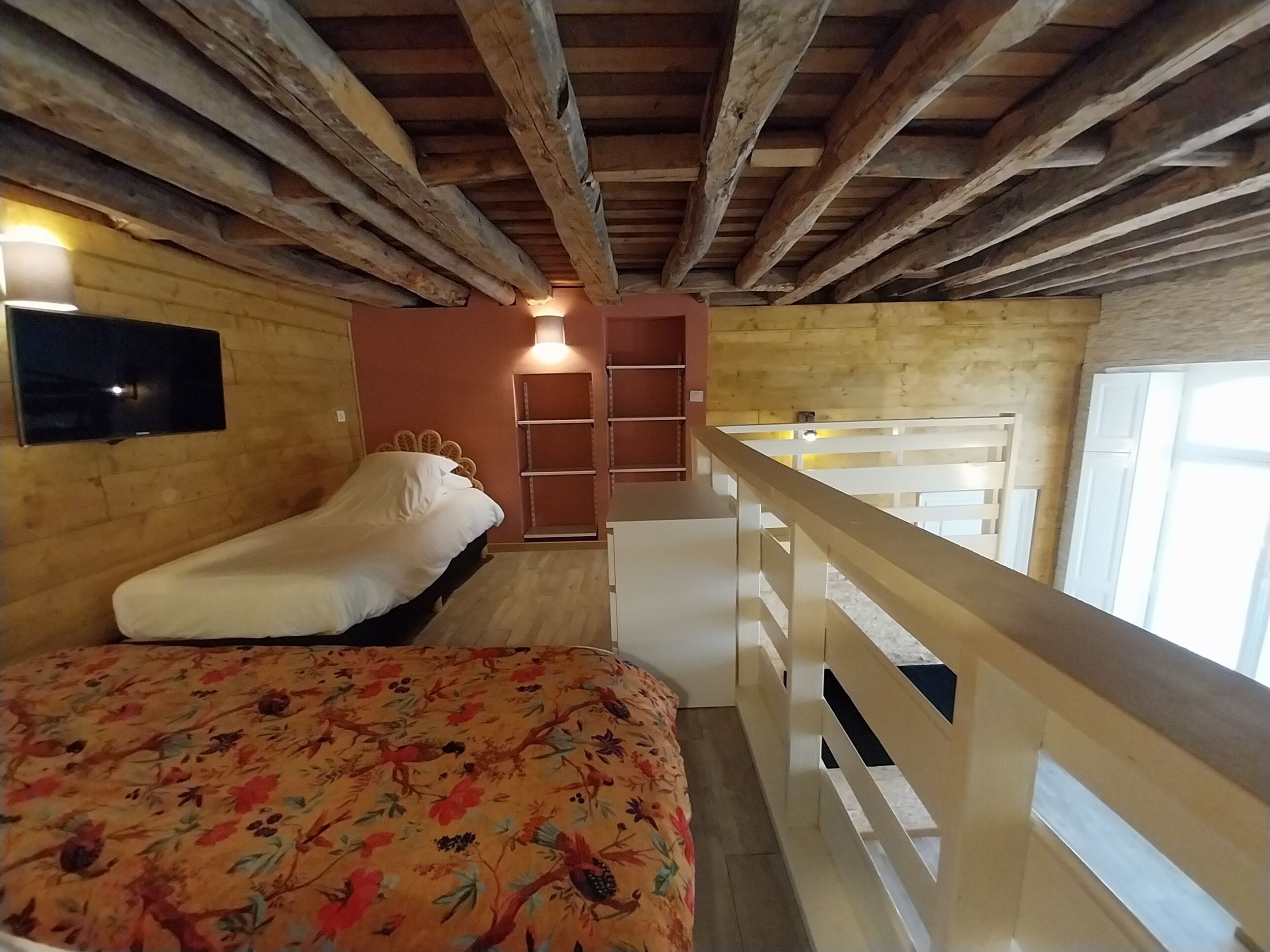 1 chambre, fer et planche à repasser, accès Internet, draps fournis