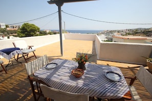 Apartment | 1 bedroom, desk, Internet - Larenko by Frangki (Aegina)