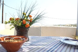 Apartment | 1 bedroom, desk, Internet - Larenko by Frangki (Aegina)