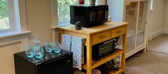 The Loft is a large beautiful apartment.2 miles from Davidson/4 from Mooresville