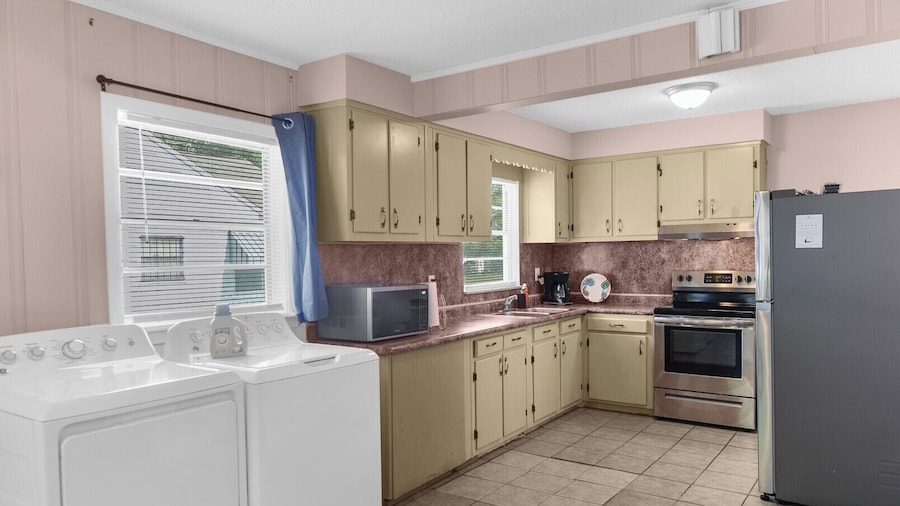 Blushing Bungalow