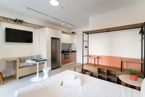 Studio | Verduisterende gordijnen, een strijkplank/strijkijzer, gratis wifi