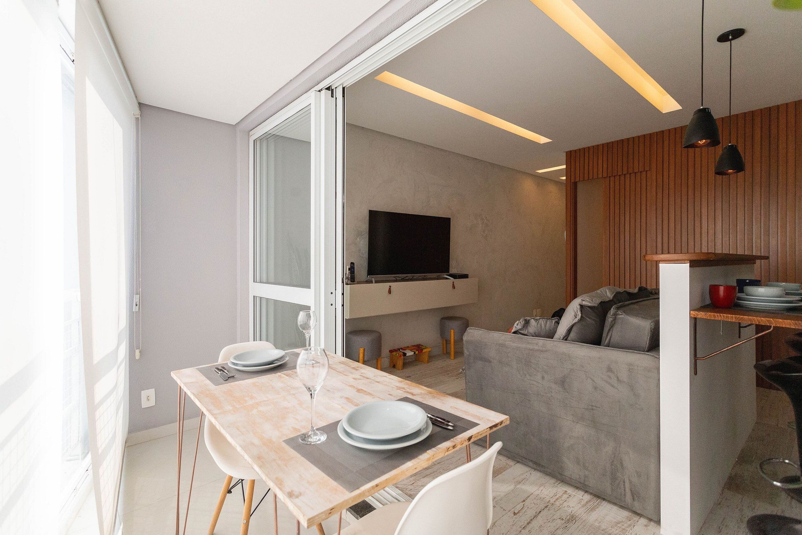 Loft 305 | Dining