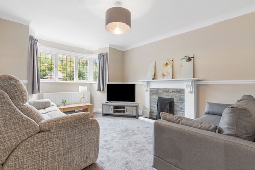 Cozy Maisonette in Langley Vale 