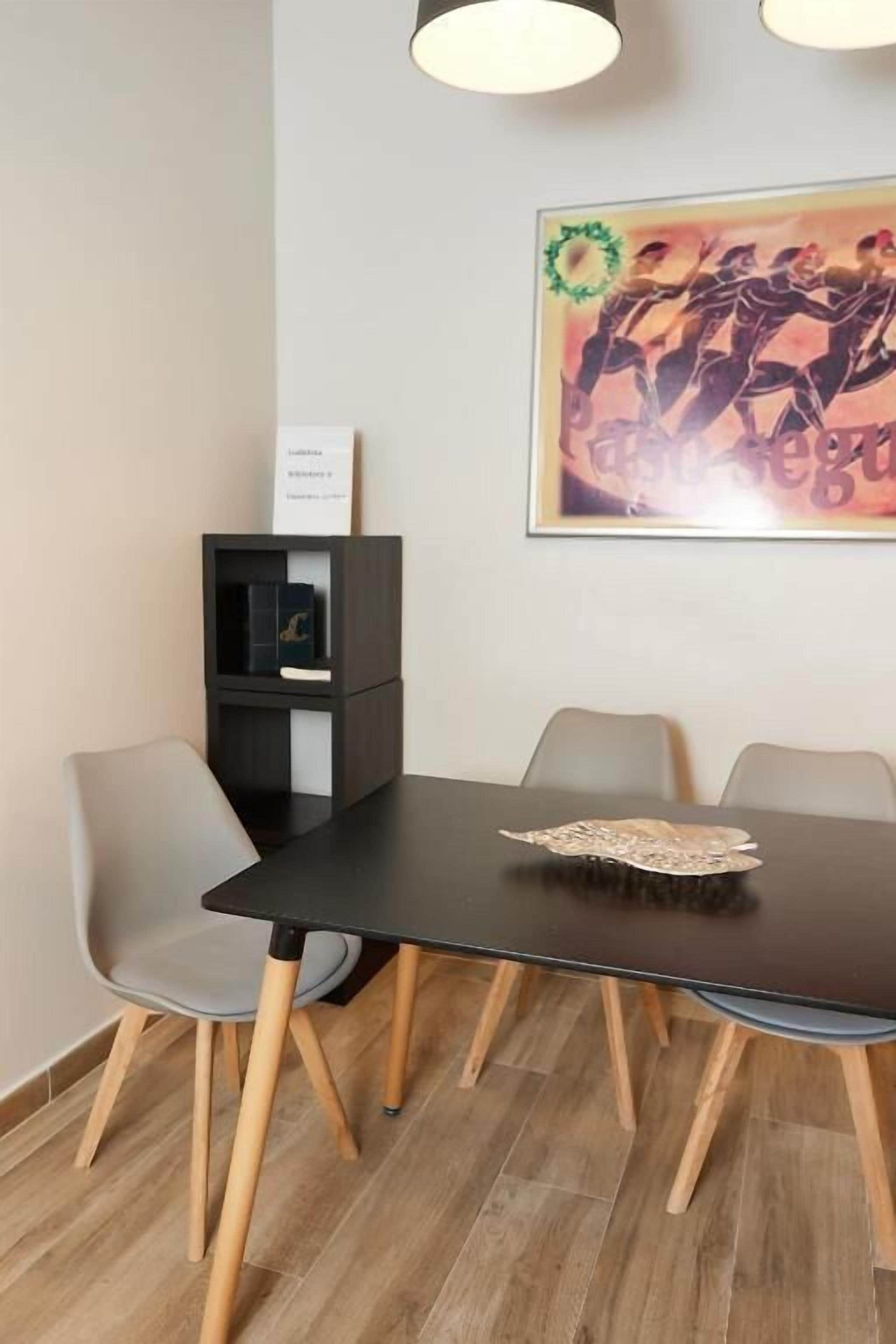 Foto - Hostel Dos Estaciones - Albergue Juvenil - FREE towels, coffee & tea, remote check-in