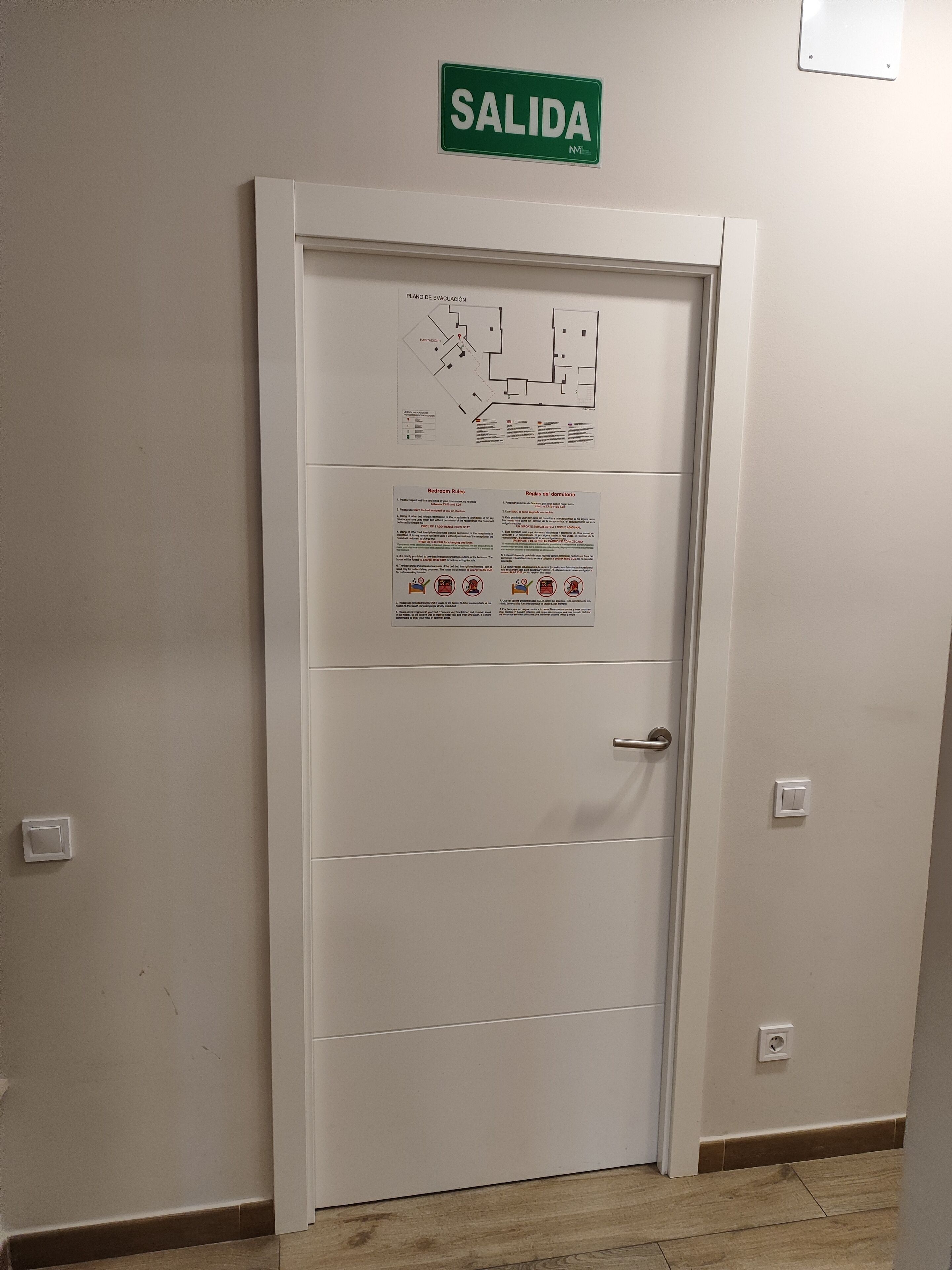 Foto - Hostel Dos Estaciones - Albergue Juvenil - FREE towels, coffee & tea, remote check-in