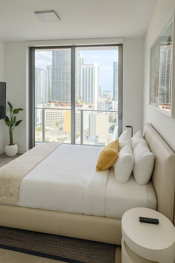 Luxury Condo, 2 Bedrooms, City View | 1 bedroom, Egyptian cotton sheets, premium bedding, down comforters