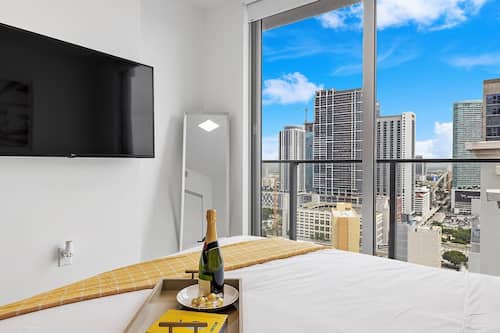 Family Condo, 2 Bedrooms, City View | Egyptian cotton sheets, premium bedding, down comforters