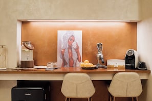 Tägliches Frühstücksbuffet gegen Gebühr
