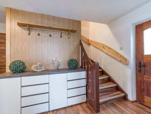 House | Reception - Chalet in Fugen Near Spieljoch Ski Lift (Fuegen)