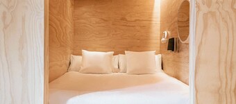 Colo Colo. The Smart Hostel Valencia