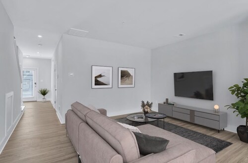 Delightful townhome with AC in Waldorf - 3 bedrooms available