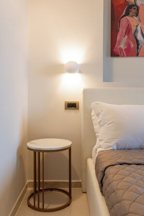 Design Room | Bathroom | Free toiletries, hair dryer, slippers, towels - Dimora Cardinal Moroni (Rome)