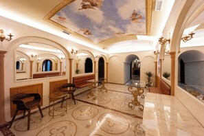 Champagne service - Dimora Cardinal Moroni (Rome)