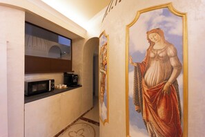 Champagne service - Dimora Cardinal Moroni (Rome)