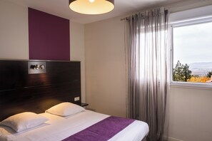 Double Room, City View | Free WiFi, bed sheets - Hôtel - Restaurant La Caborne (Limonest)