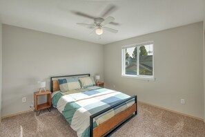 3 sovrum, strykjärn/strykbräda, wi-fi och sängkläder