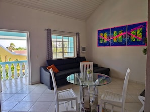 Apartment, 1 Bedroom, Patio, Garden View | Dining