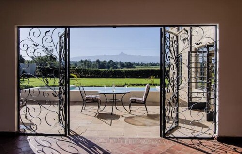 The Landing Nanyuki - One Bedroom Guest house