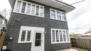Exterior - Trendy Lakeview Craftsman (Birmingham)