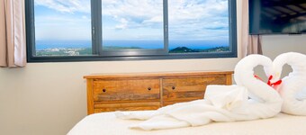 Escape to the VT Cosy with panoramic sea view from the bed