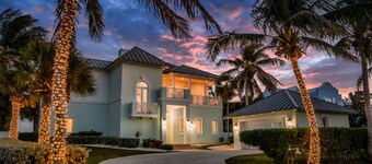 Emerald Escape Vacation Villa