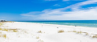 Beach Club D602- Direct Gulf View - Beach - Pool - WIFI