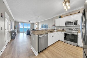 Leilighet, flere senger (Ocean Villa 1803) | Eget kjøkken | Ovn og brødrister