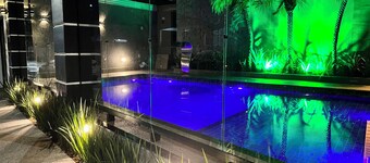 Marmeu Tombo com jacuzzi aquecida