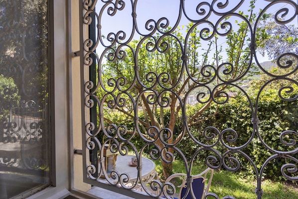 2 bedrooms - Vintage Apartment With Garden by Wonderful Italy (Santa Margherita Ligure)