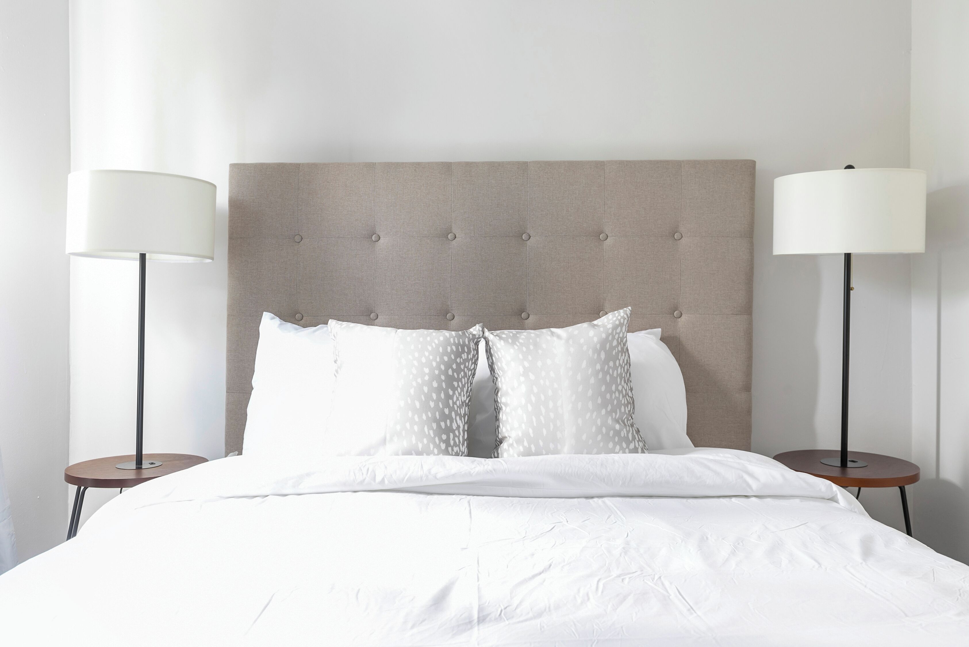 Bàn ủi/dụng cụ ủi quần áo, truy cập Internet không dây miễn phí 