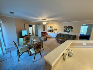 Interior - Mike and Lee's relaxing 2-bedroom lakefront condo at Ozark Mountain Resort. (Kimberling City)