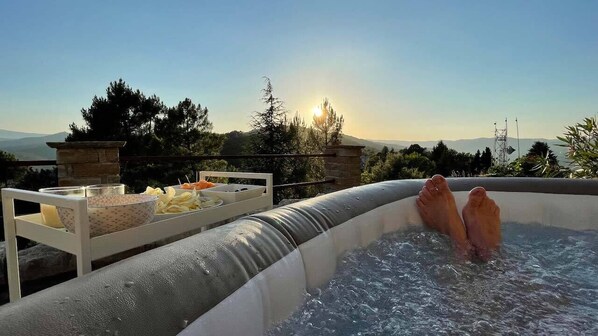 Swedish massages, Thai massages, massages - Maison LGBT des Monts Bleus (Moissac-Vallee-Francaise)