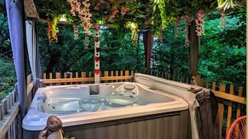 屋外スパ浴槽
