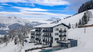 Apartment | Exterior - Penthouse With Shared Pool (Sankt Martin am Tennengebirge)