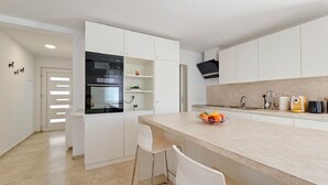 Unclassified image, 5 of 40, button - Exquisite villa with private pool, BBQ, table football and en suite bathrooms (Fiorini)