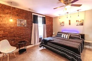 6 Schlafzimmer, Schreibtisch, WLAN, Bettwäsche