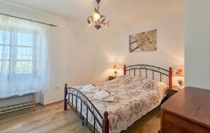 1 camera, una scrivania, Wi-Fi gratuito, lenzuola