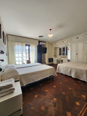 Standard Quadruple Room | Free WiFi - posada del torreon  (Salta)