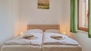 2 Schlafzimmer, Schreibtisch, kostenloses WLAN, Bettwäsche