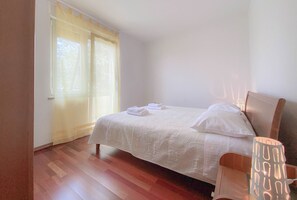 2 Schlafzimmer, Schreibtisch, kostenloses WLAN, Bettwäsche