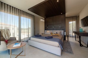 3 habitaciones, escritorio, wifi gratis y ropa de cama