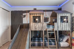 9 camere, culla da viaggio, Wi-Fi gratuito, lenzuola