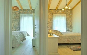 2 chambres, bureau, Wi-Fi gratuit, draps fournis