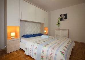 2 chambres, bureau, Wi-Fi gratuit, draps fournis