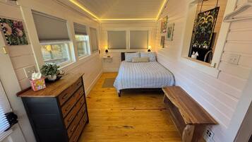 1 bedroom, iron/ironing board, travel crib, free WiFi