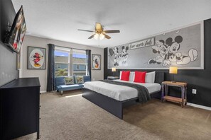 5 bedrooms, travel cot, WiFi, bed sheets