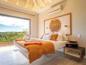 3 habitaciones, cuna de viaje, wifi y ropa de cama 