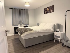 Apartment - Rochester Apartment-sleeps 4-free Parking (Rochester)